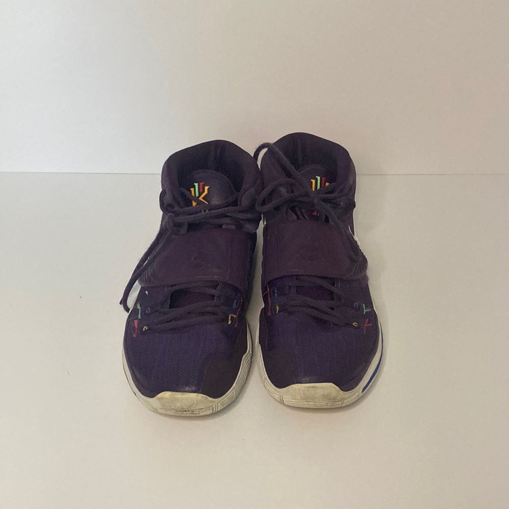 Nike kyrie 6 purple basketball shoes